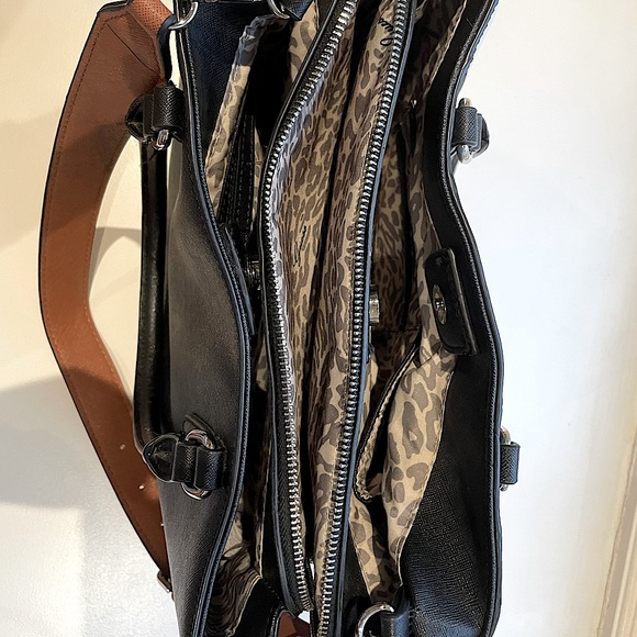 NEW - Guess three tone colour handbag - Picture 3 of 5